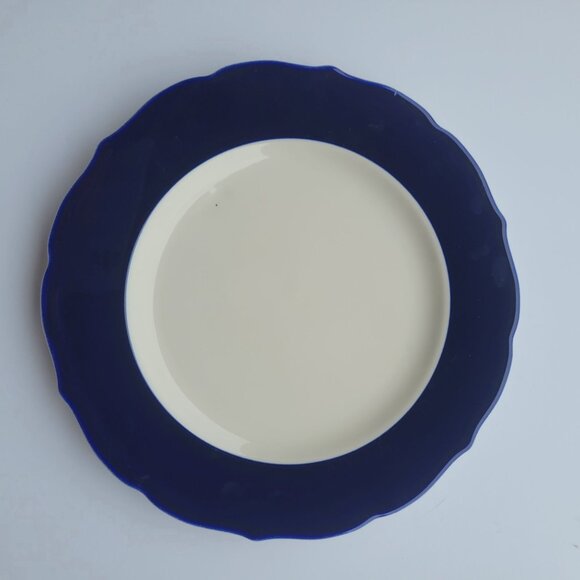 Vintage Syracuse China Dinner Plate 10" Blue & White Scalloped Edges Made In USA - Picture 1 of 3